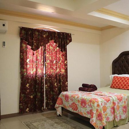 The Saint Joseph Residential Suites Lucena Buitenkant foto