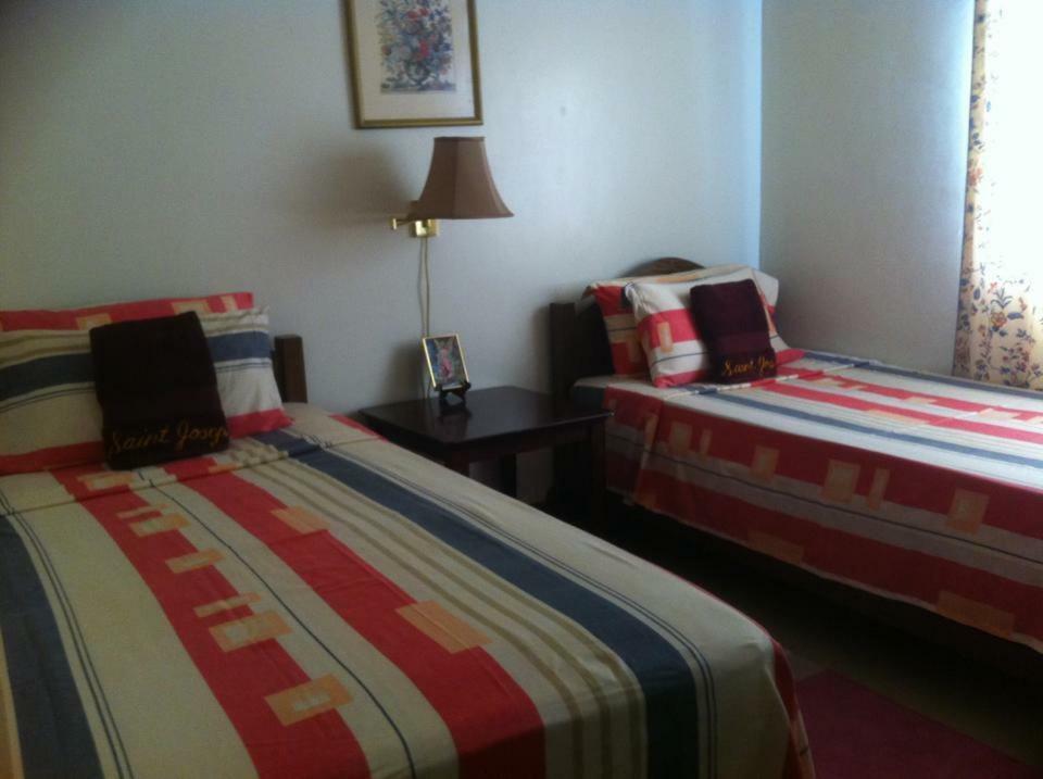The Saint Joseph Residential Suites Lucena Buitenkant foto