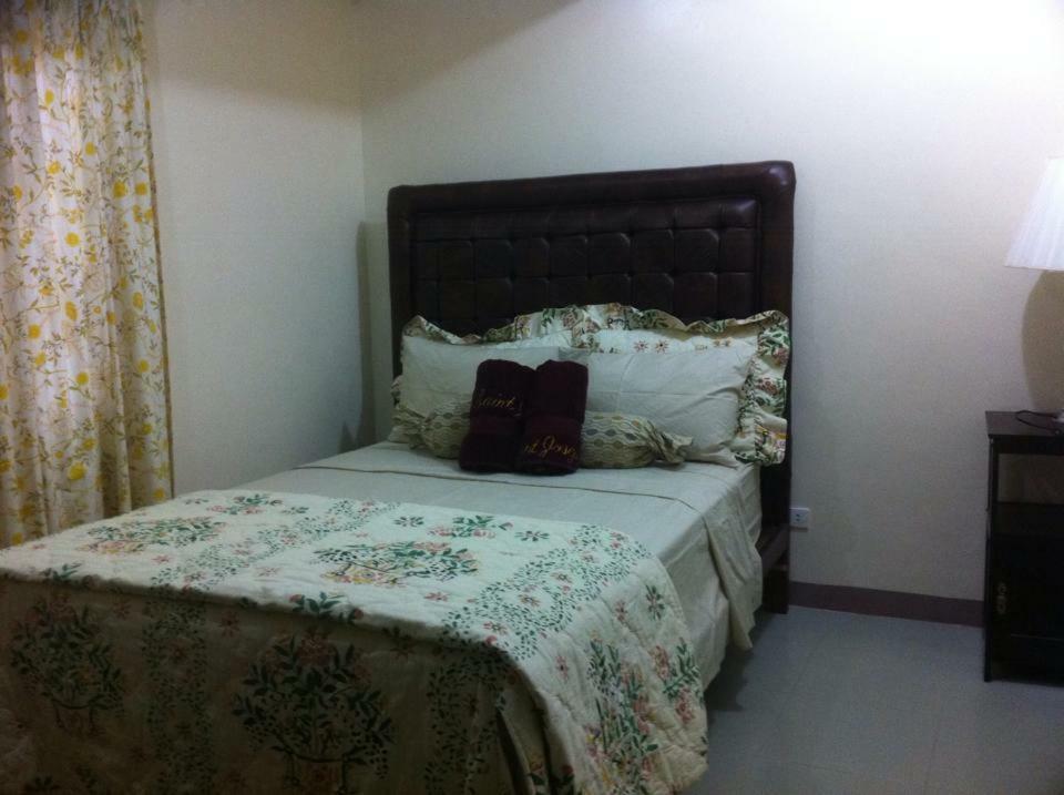 The Saint Joseph Residential Suites Lucena Buitenkant foto