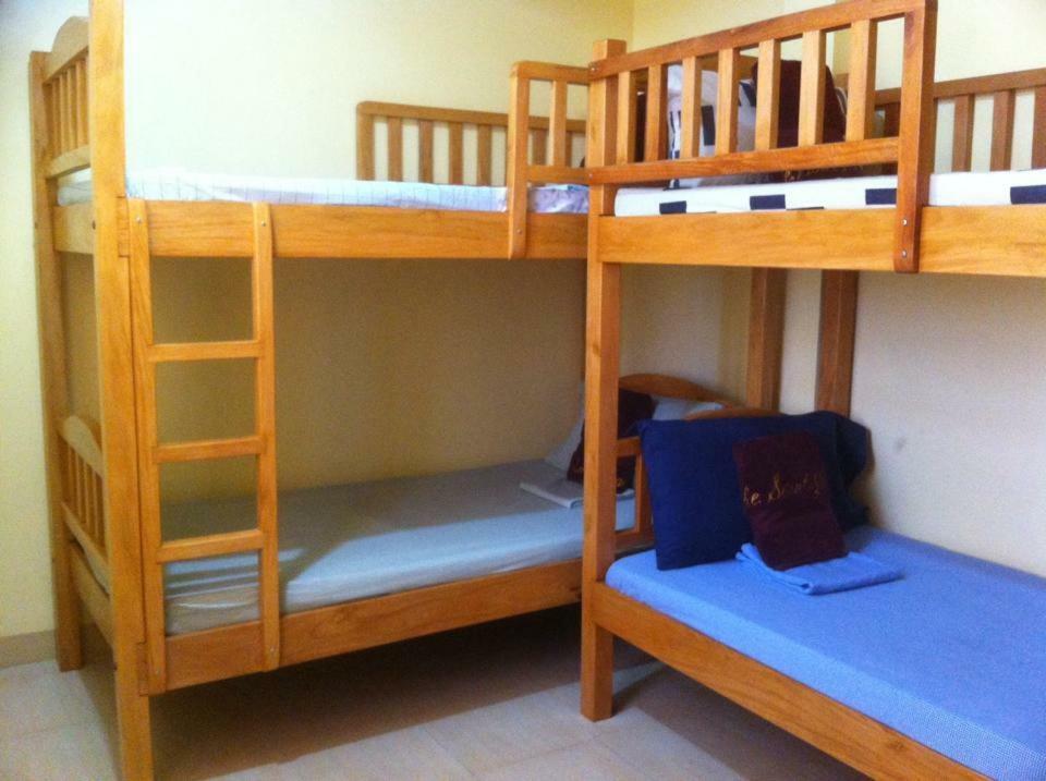 The Saint Joseph Residential Suites Lucena Buitenkant foto
